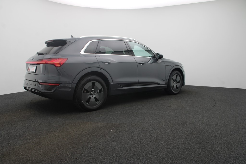 Image about Audi Q8 e-tron S line 55 e-tron quattro