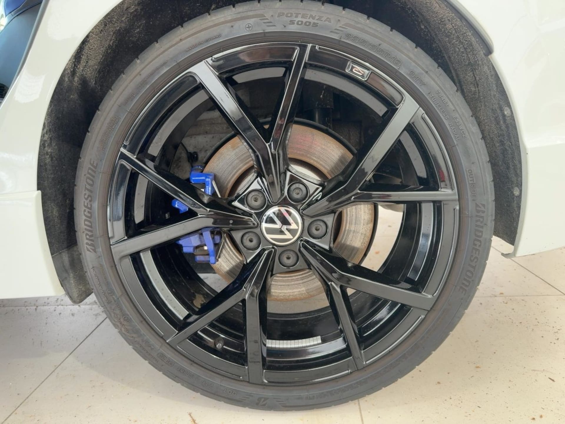 Volkswagen Golf R