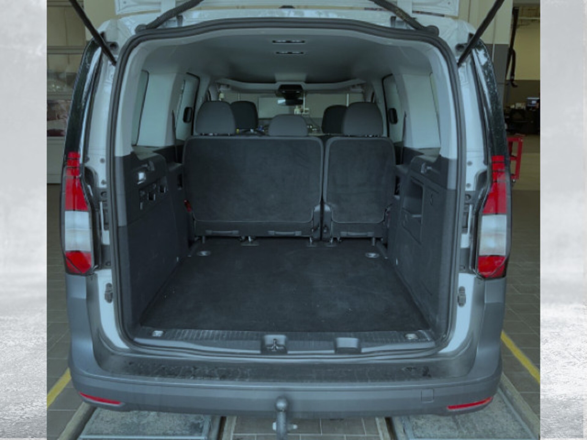 Volkswagen Caddy Maxi Kombi Basis-Modell