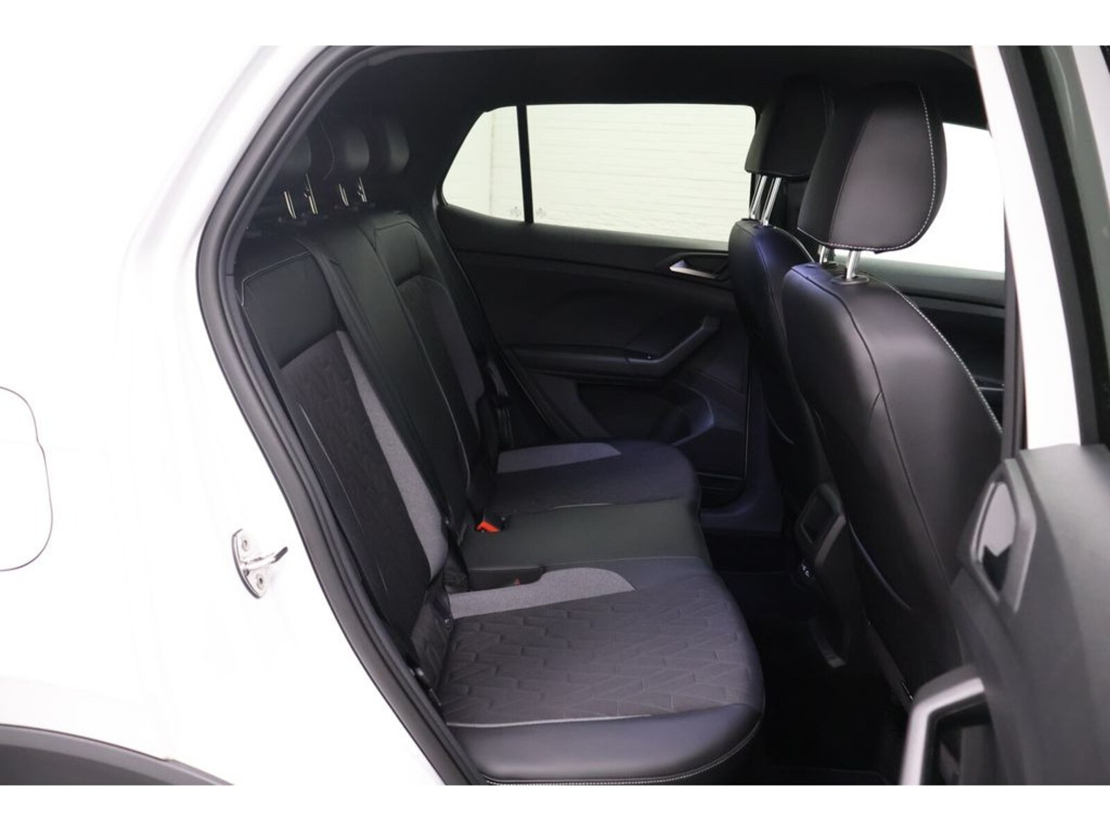 Volkswagen T-Cross – Bild 21