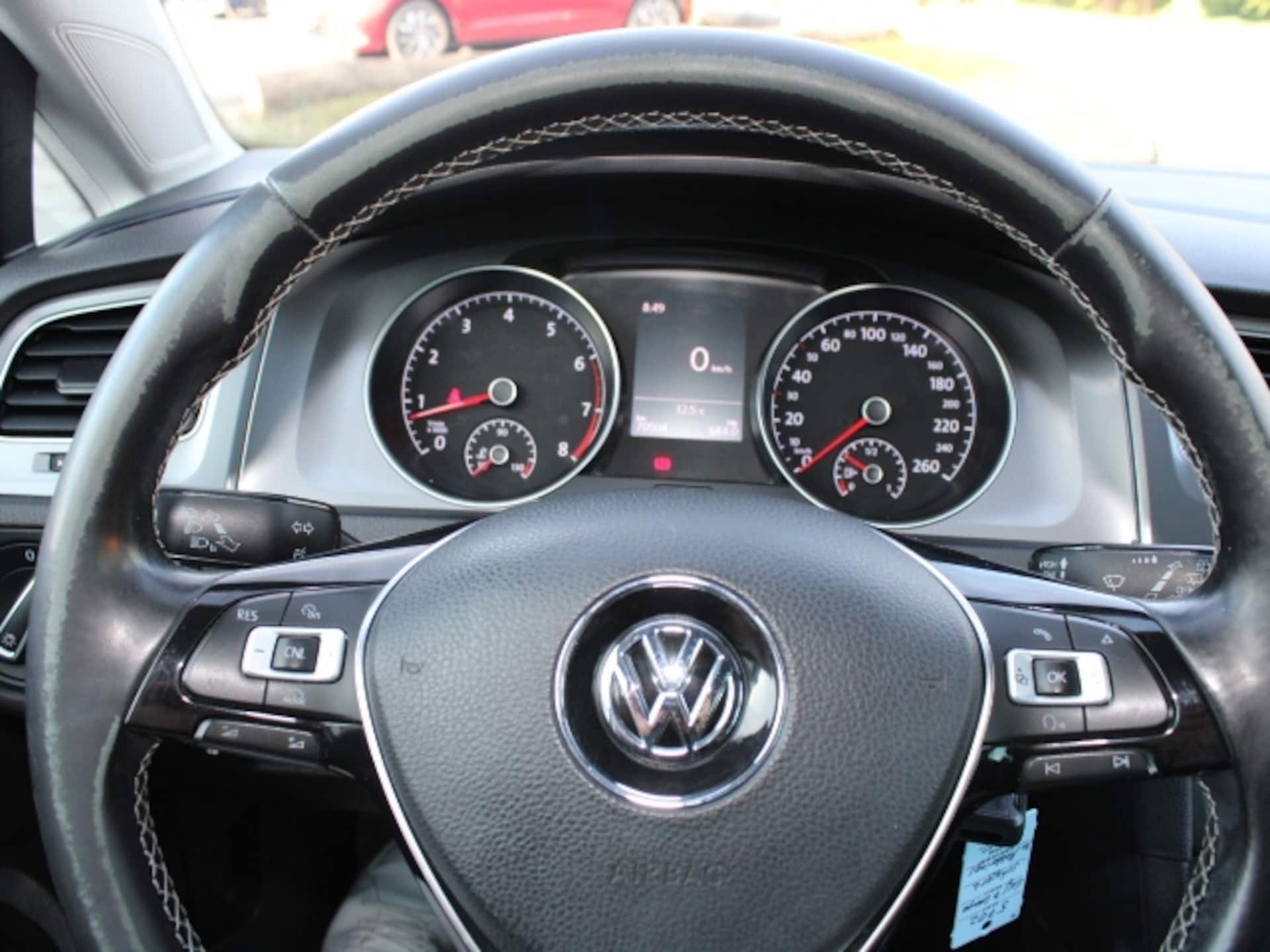 Volkswagen Golf LOUNGE