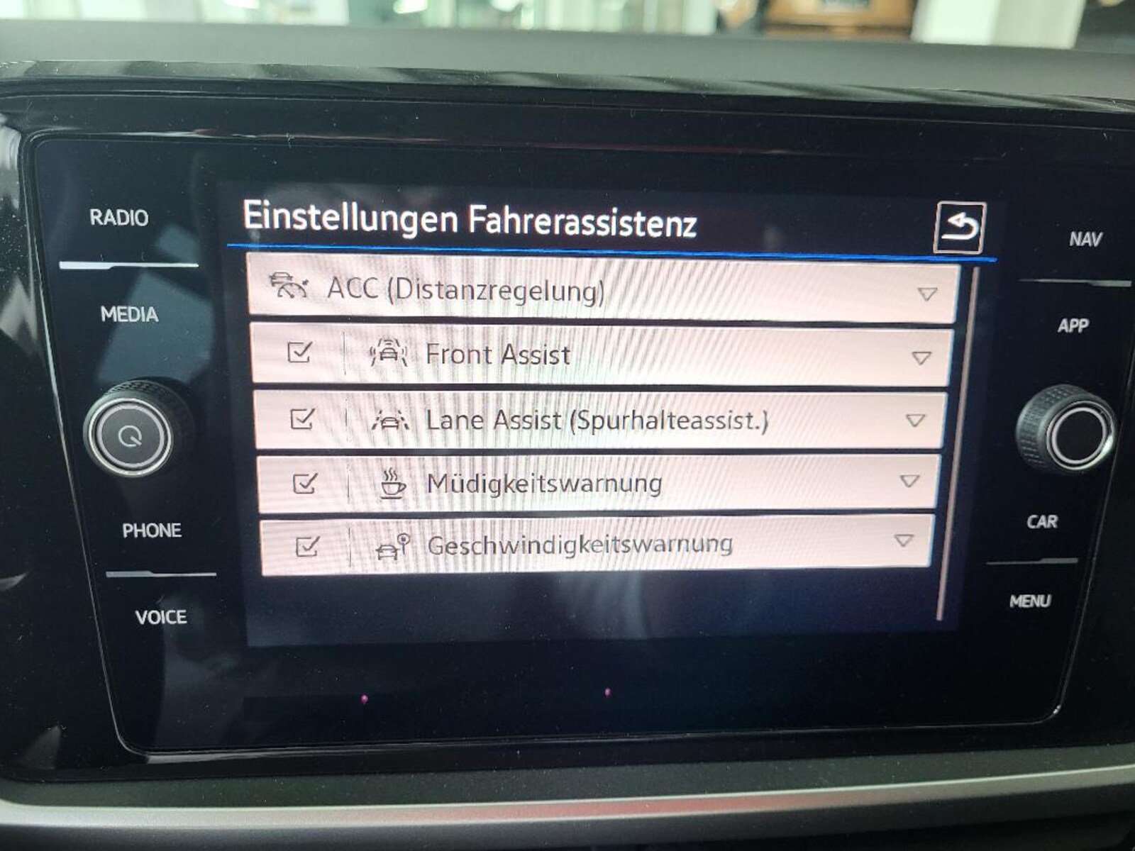 Volkswagen T-Roc – Bild 6