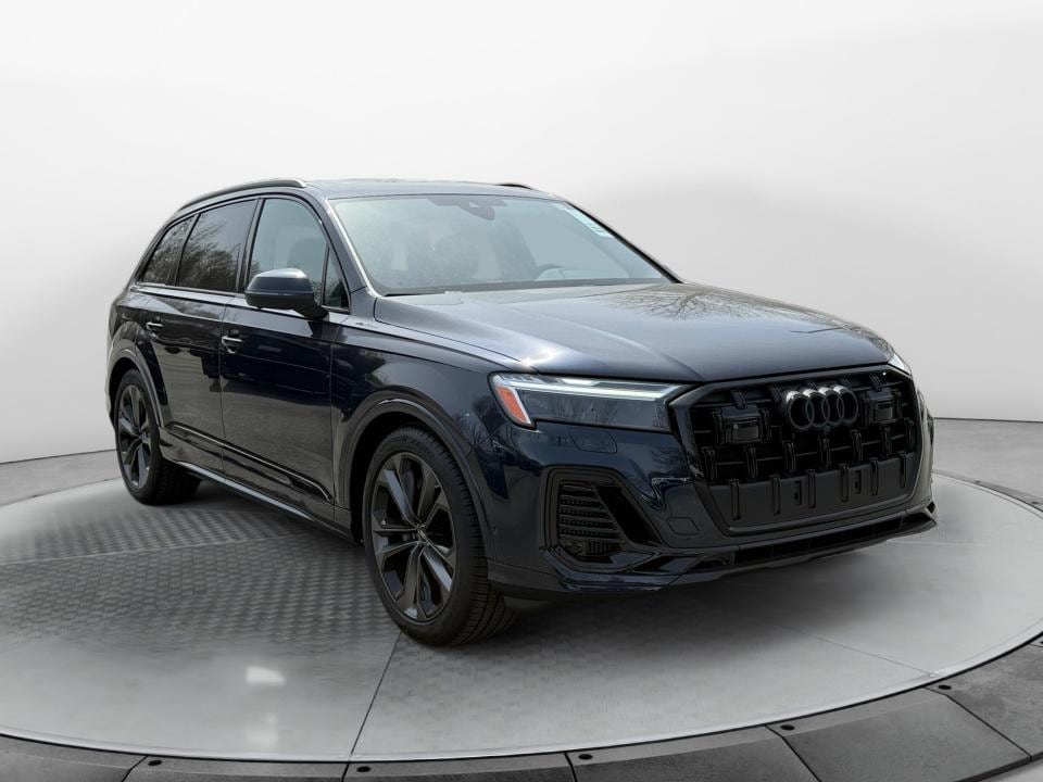 2026 Audi Q7 55 Premium Plus quattro Tiptronic's photo