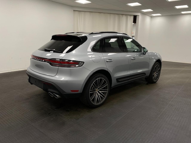2026 Porsche Macan Base - Photo 9