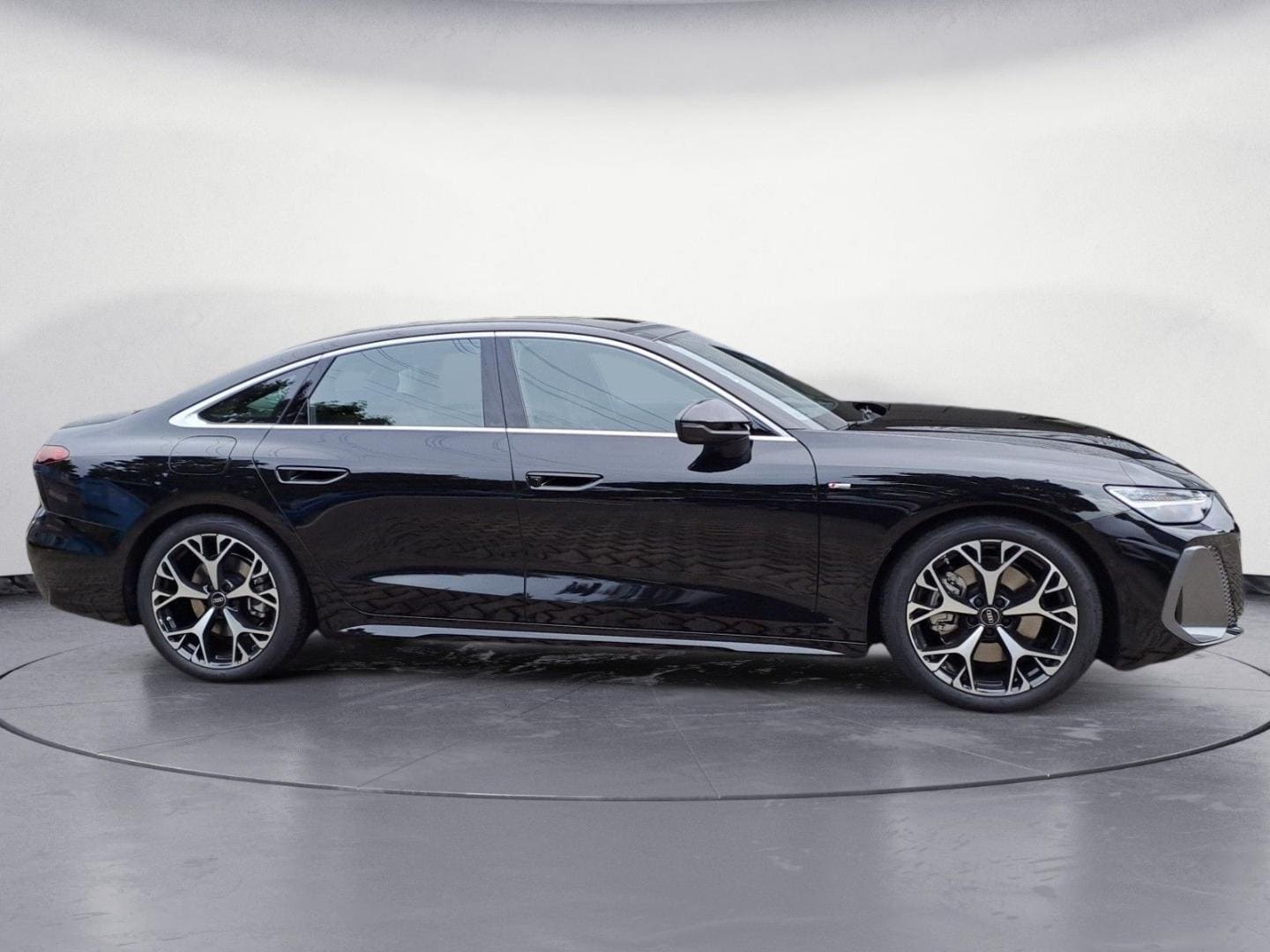 Bild über Audi A6 Limousine TDI quattro 150 kW S tronic - für weitere Informationen kontaktieren Sie den Audi Partner