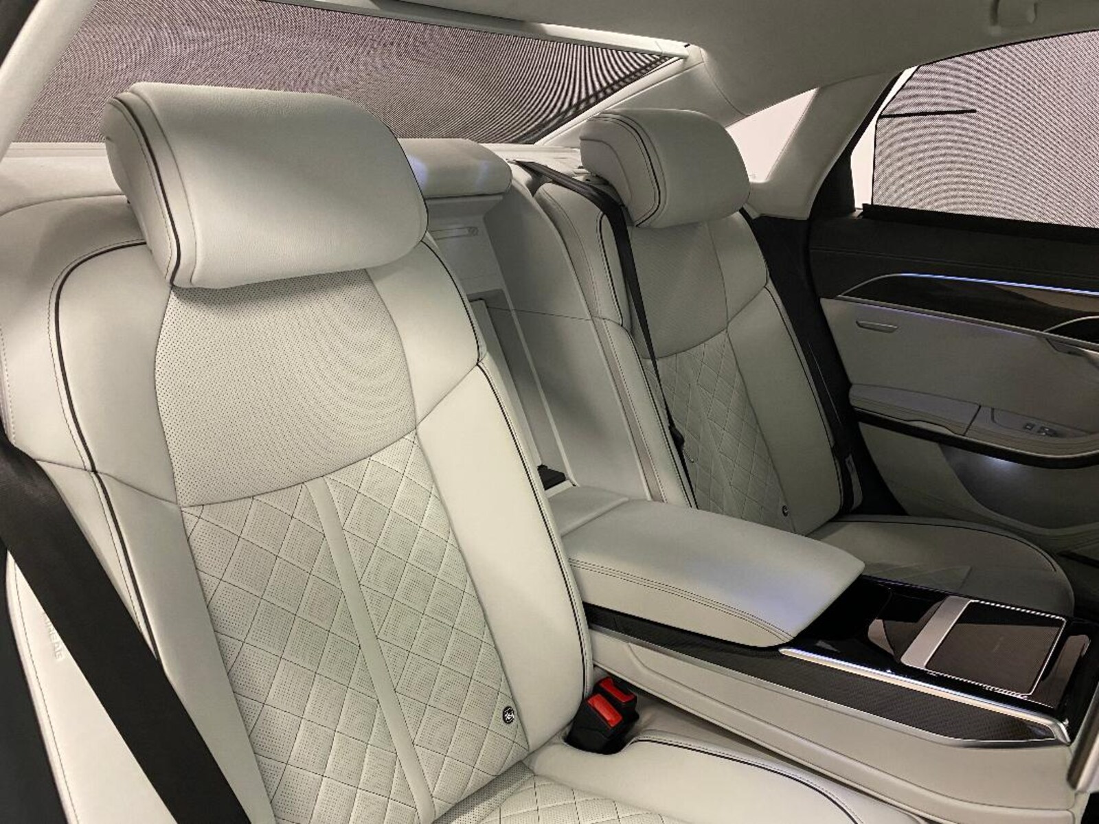 Audi S8 – Bild 12