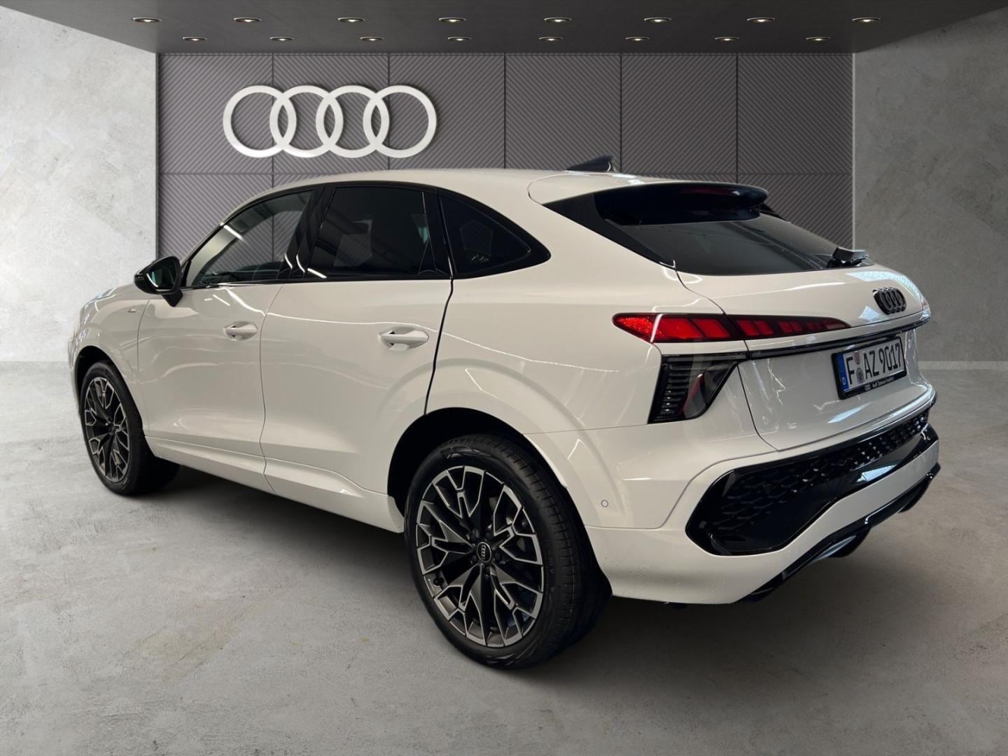 Bild über Audi Q3 Sportback TFSI 110 kW S tronic - für weitere Informationen kontaktieren Sie den Audi Partner