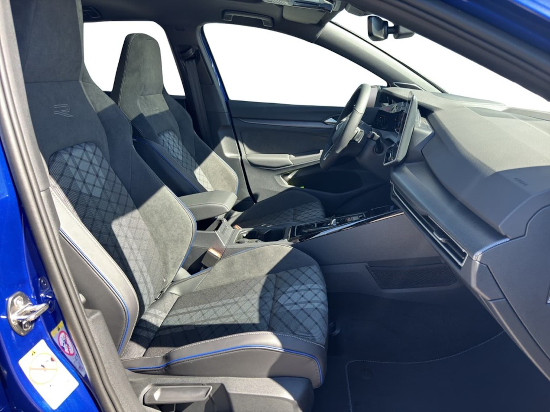 Volkswagen Golf R-Line
