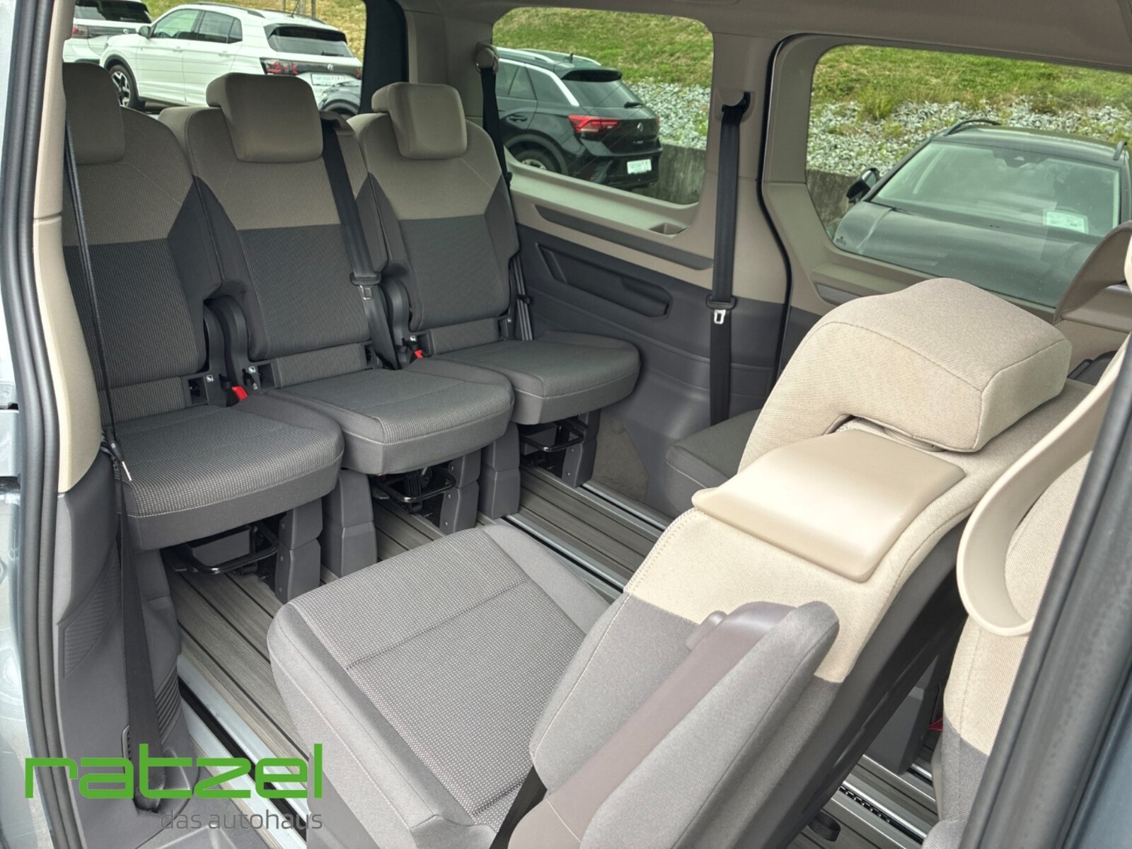 Volkswagen Multivan Langversion – Bild 10