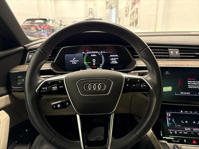 2024 AUDI Q8 - Image 9