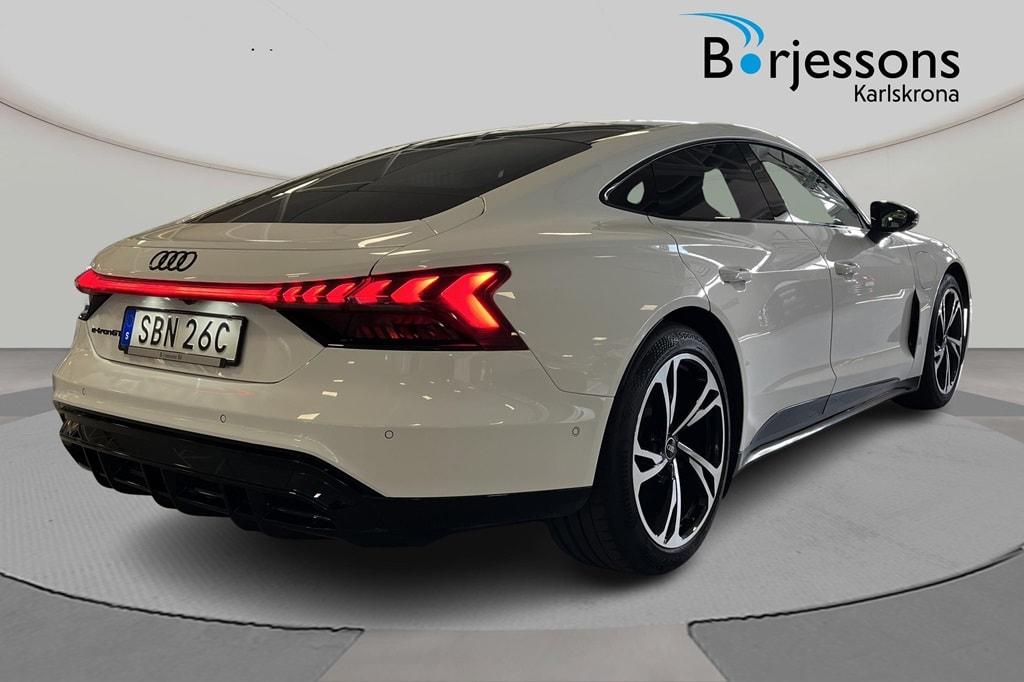 Bild som visar Audi e-tron GT e-tron GT quattro 350,00 kW - för mer information kontakta din Audi Partner