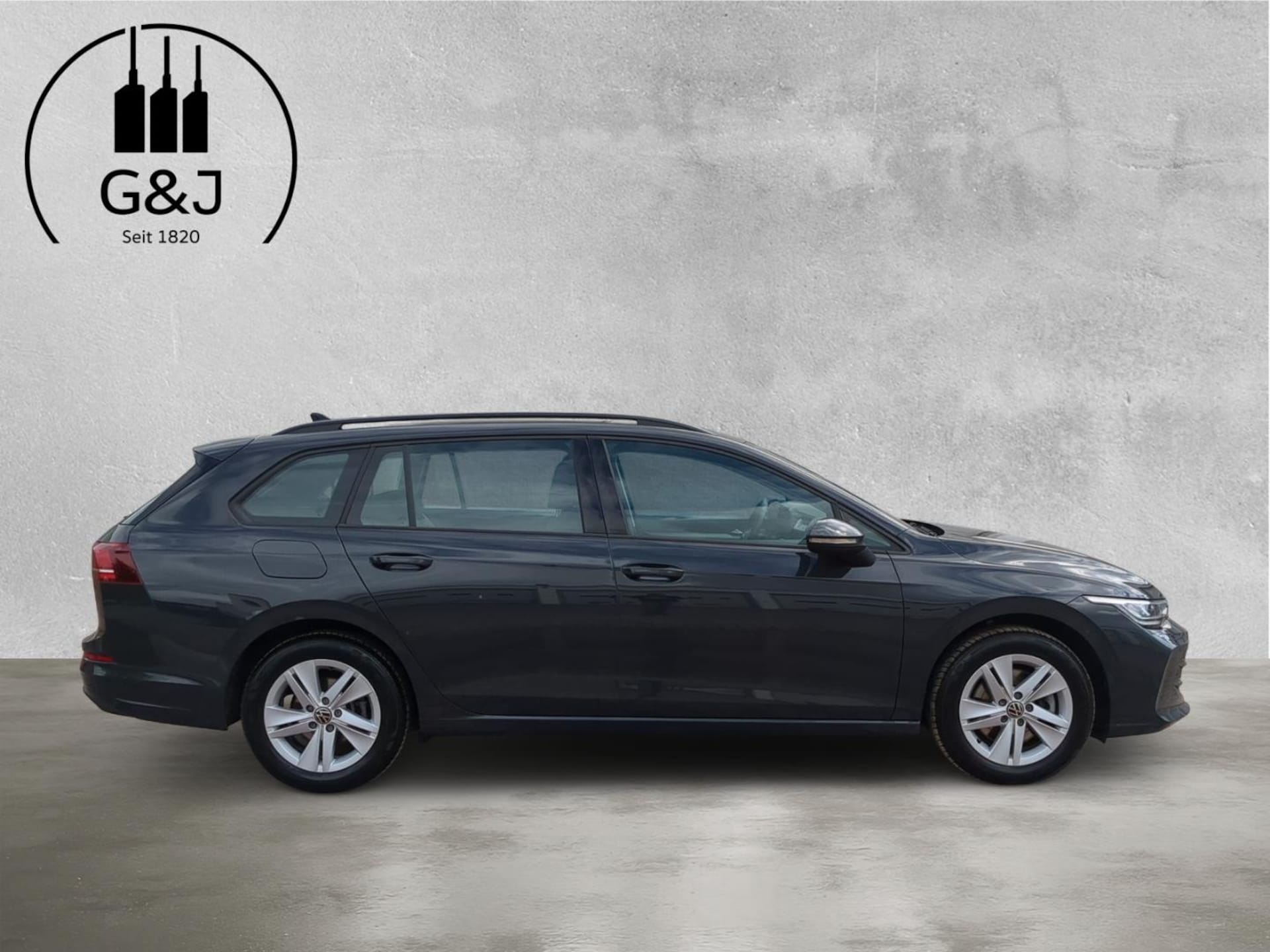 Volkswagen Golf Variant Life