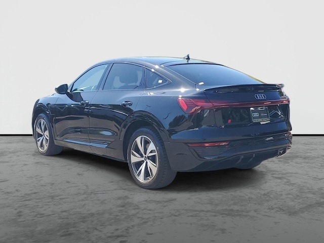 2024 Audi Q8 Sportback e-tron