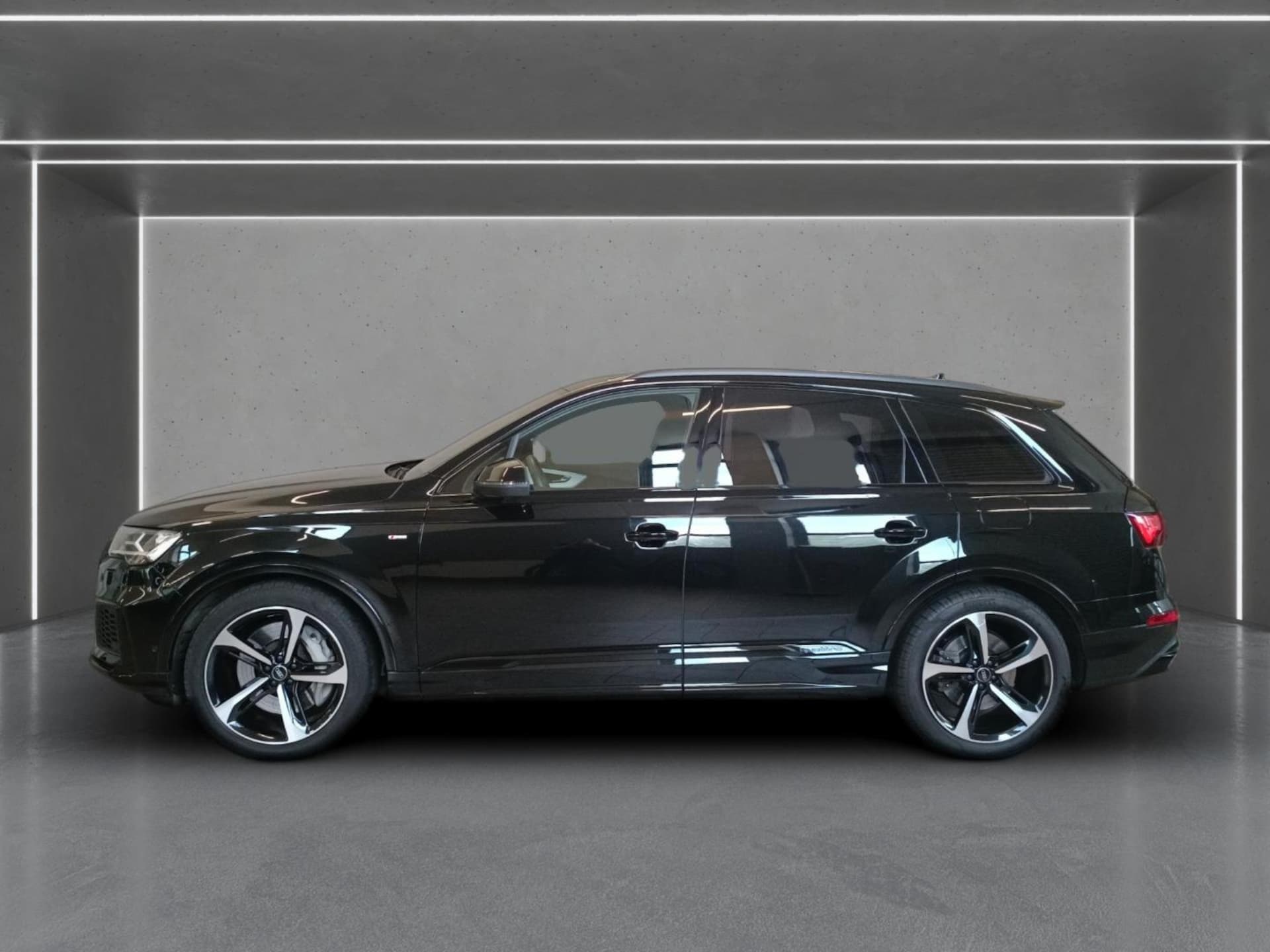 Audi Q7 SUV TFSI e S line