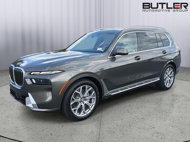 2027 BMW X7