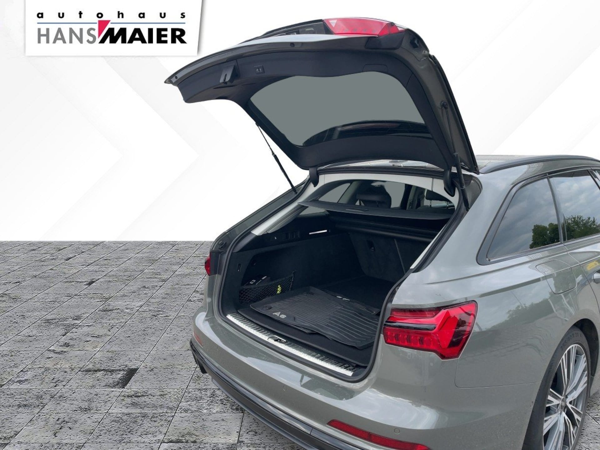 Audi S6 Avant