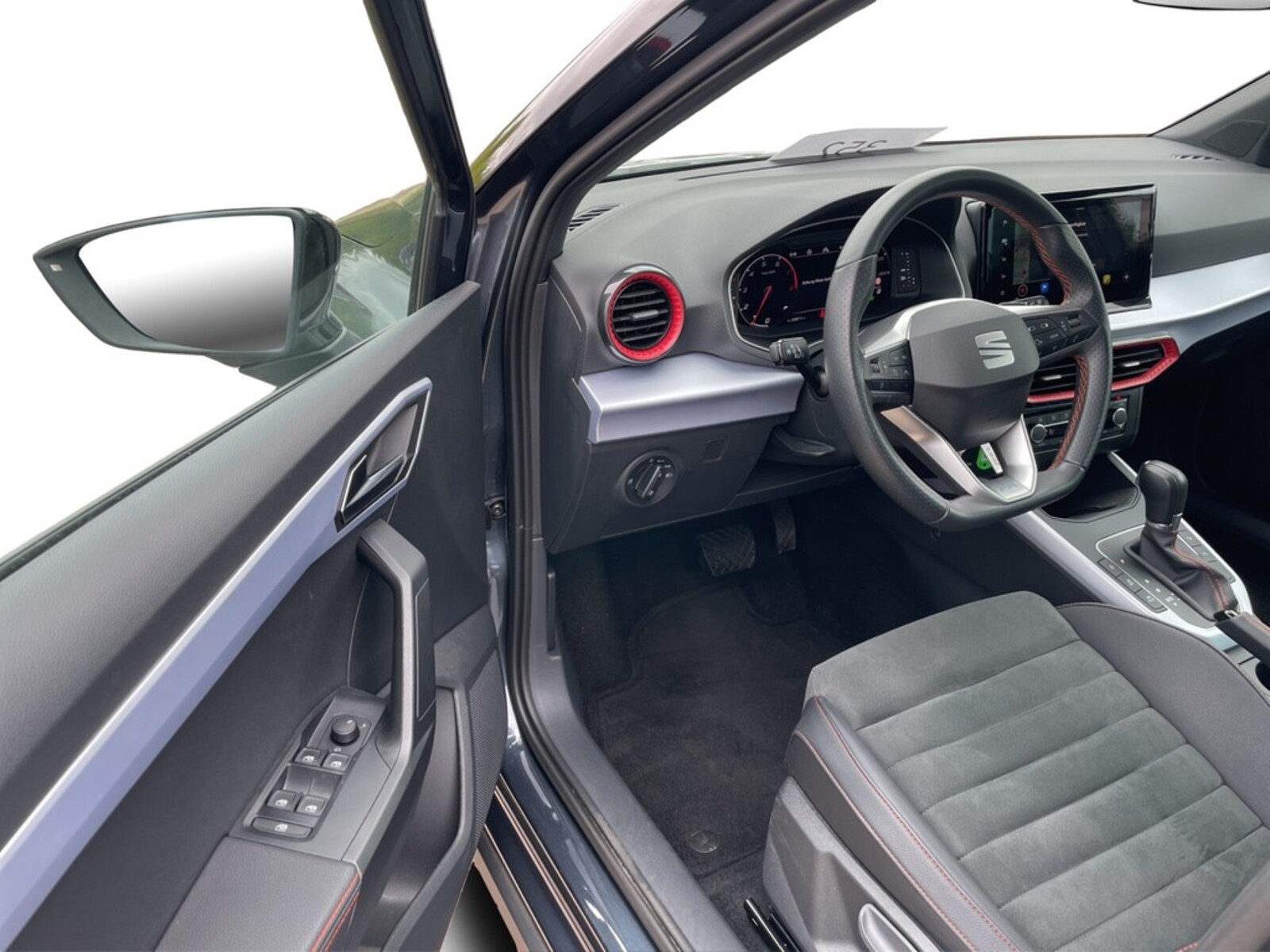 SEAT Arona – Bild 12