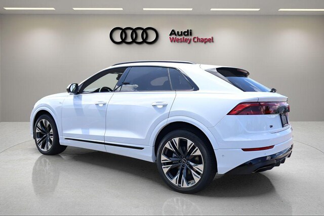 2026 Audi Q8