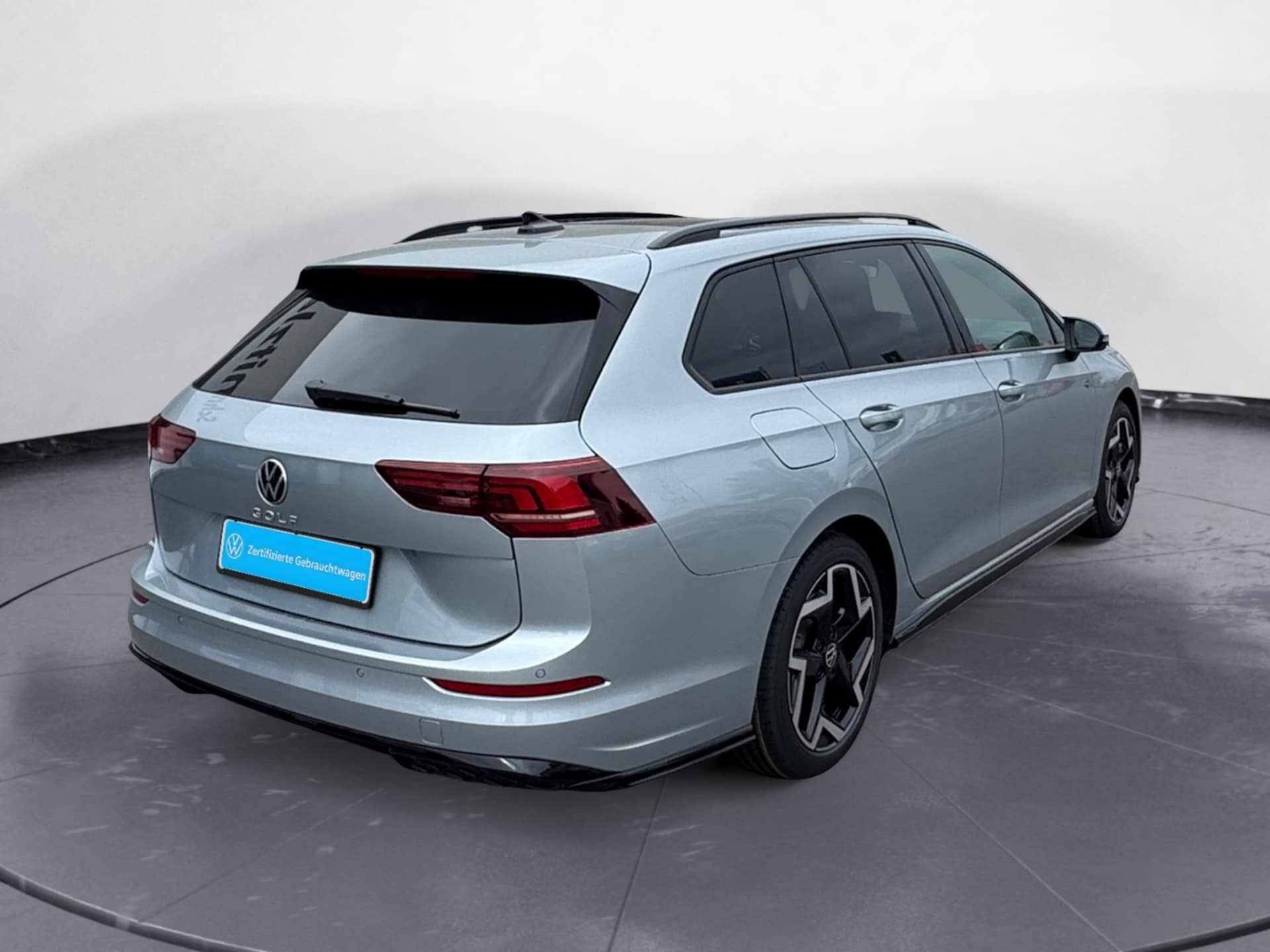 Volkswagen Golf Variant R-Line