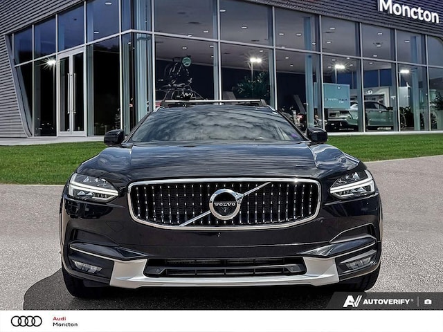 2018 Volvo V90 Cross Country