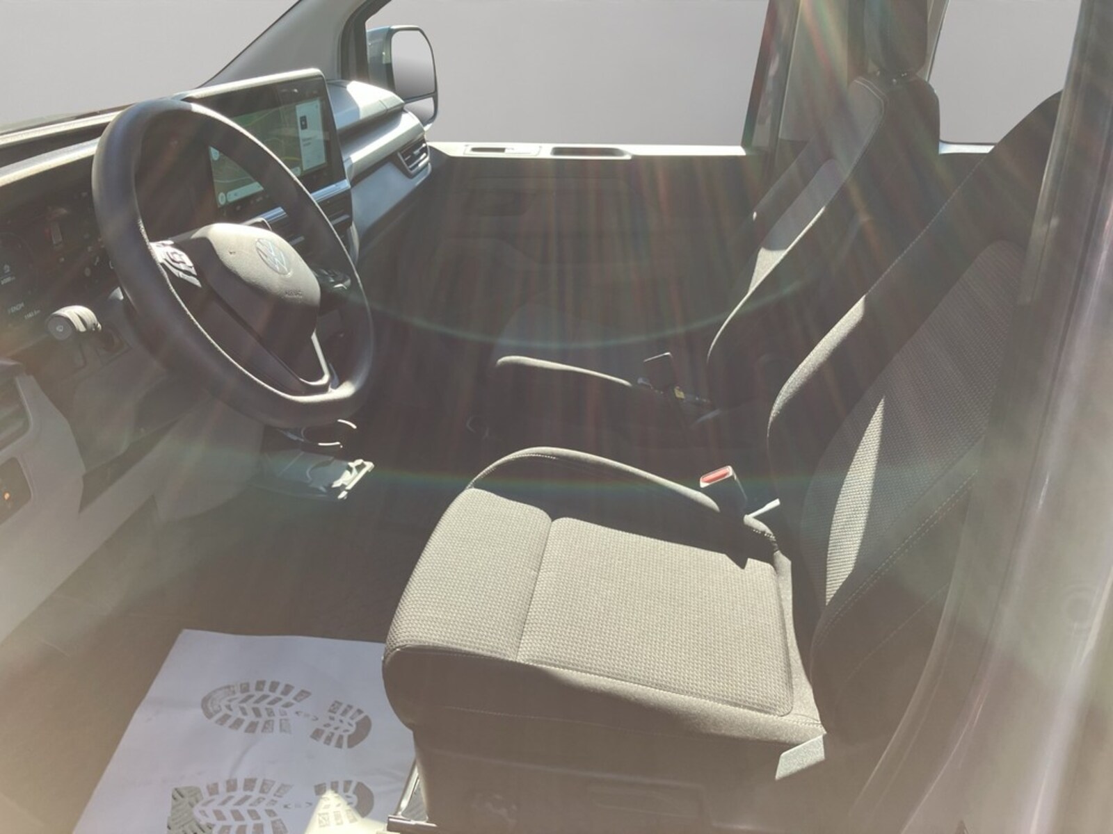 Volkswagen Transporter Kombi kurzer Radstand – Bild 11