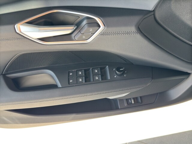 Image about Audi e-tron GT e-tron quattro