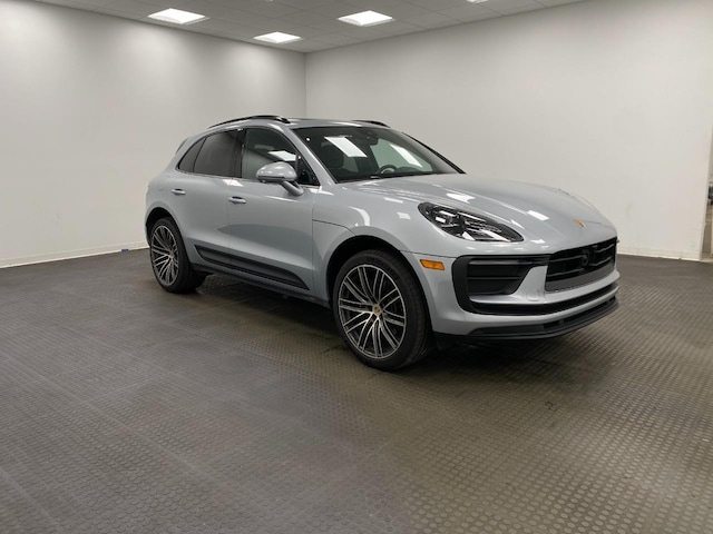 2026 Porsche Macan Base - Photo 11