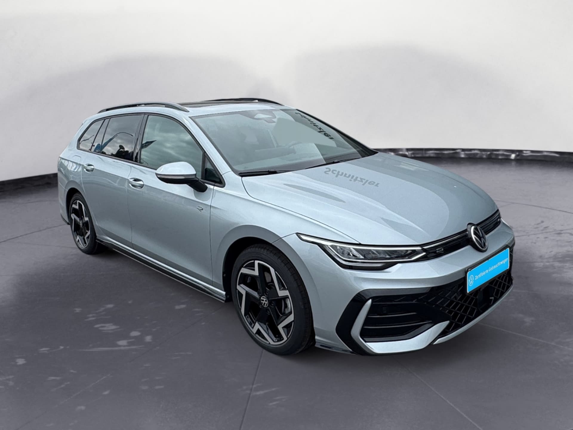 Volkswagen Golf Variant R-Line