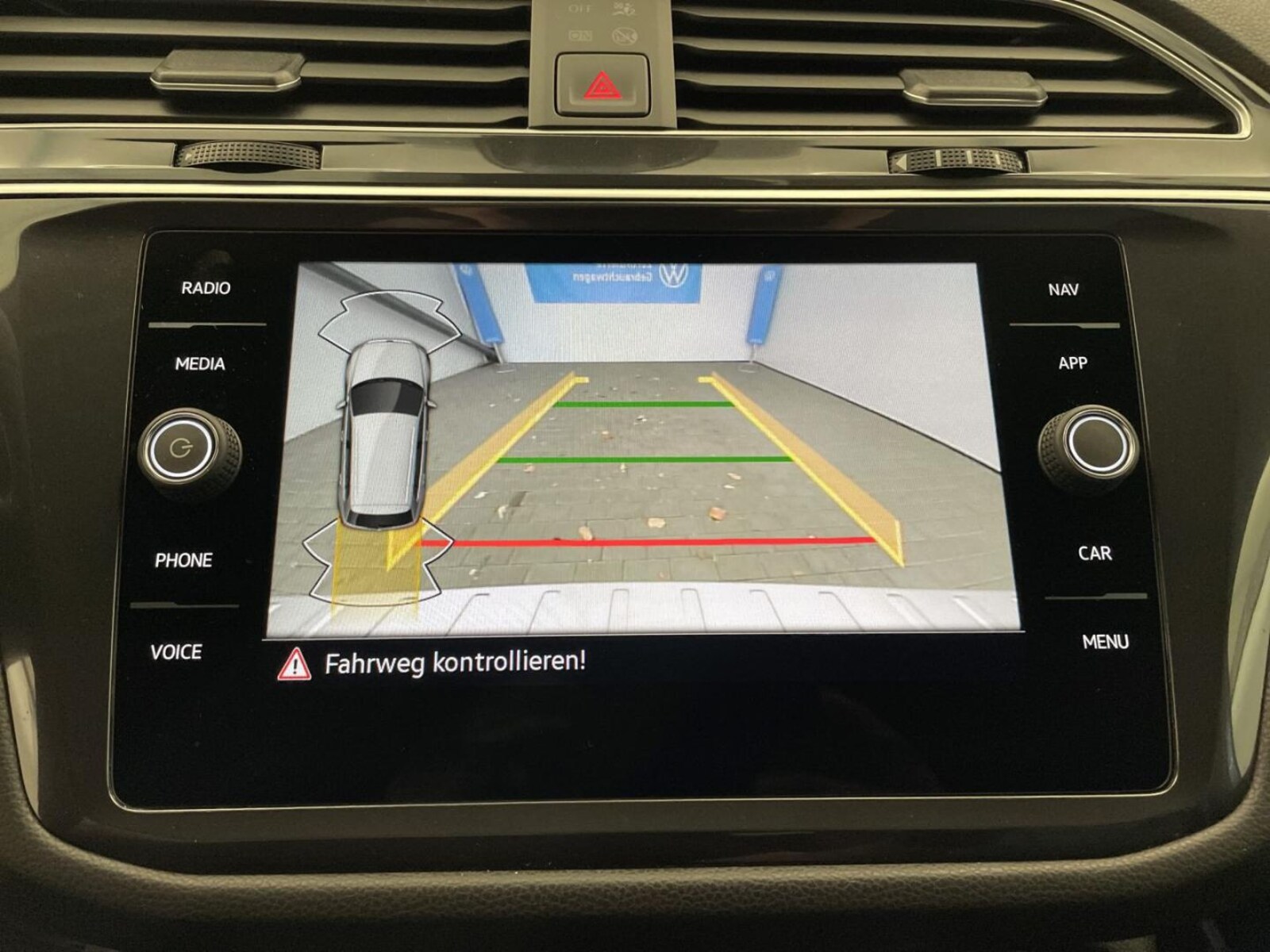 Volkswagen Tiguan Allspace – Bild 10