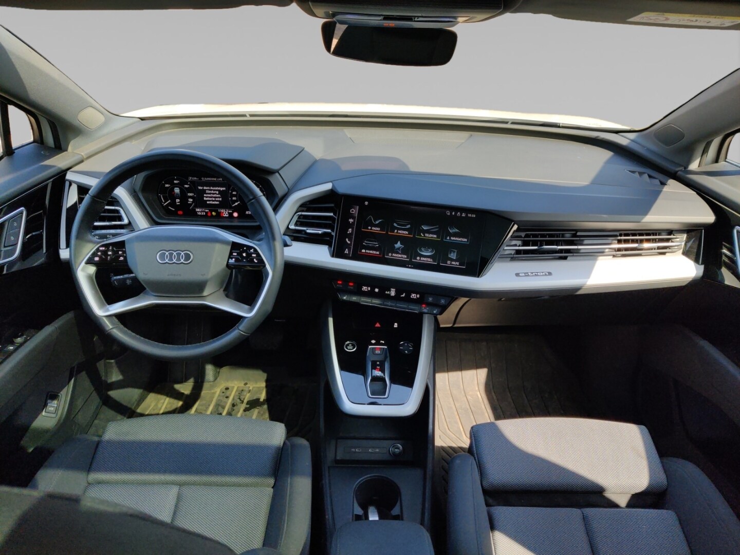 Image about Audi Q4 e-tron 40 e-tron