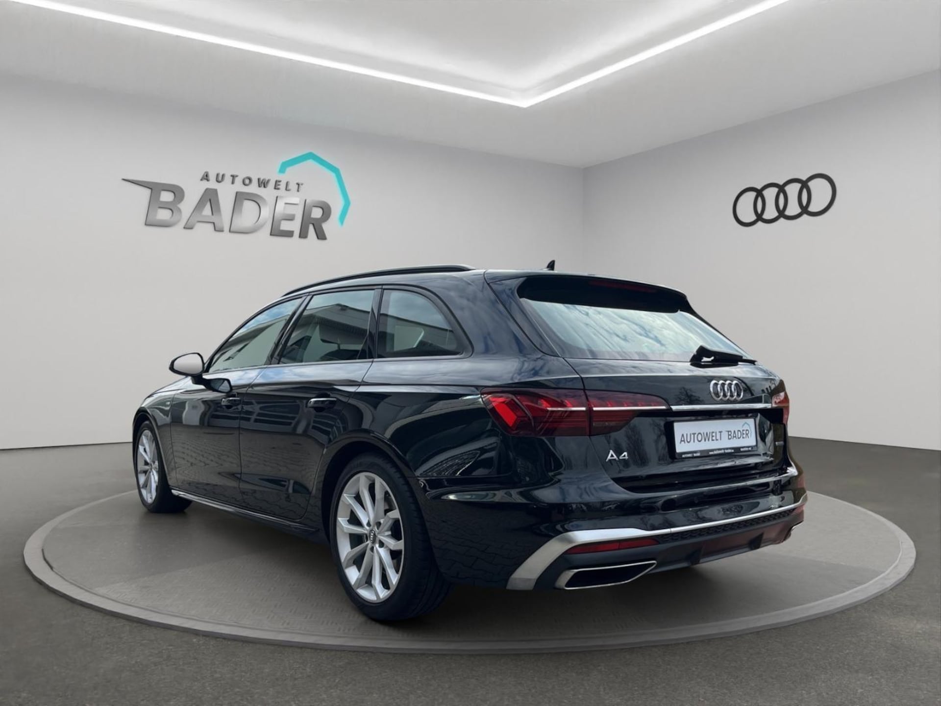 Audi A4 Avant S line