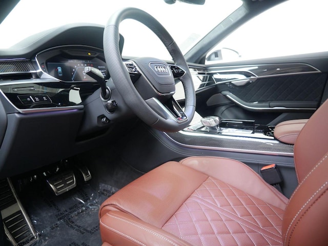 2025 Audi S8 L