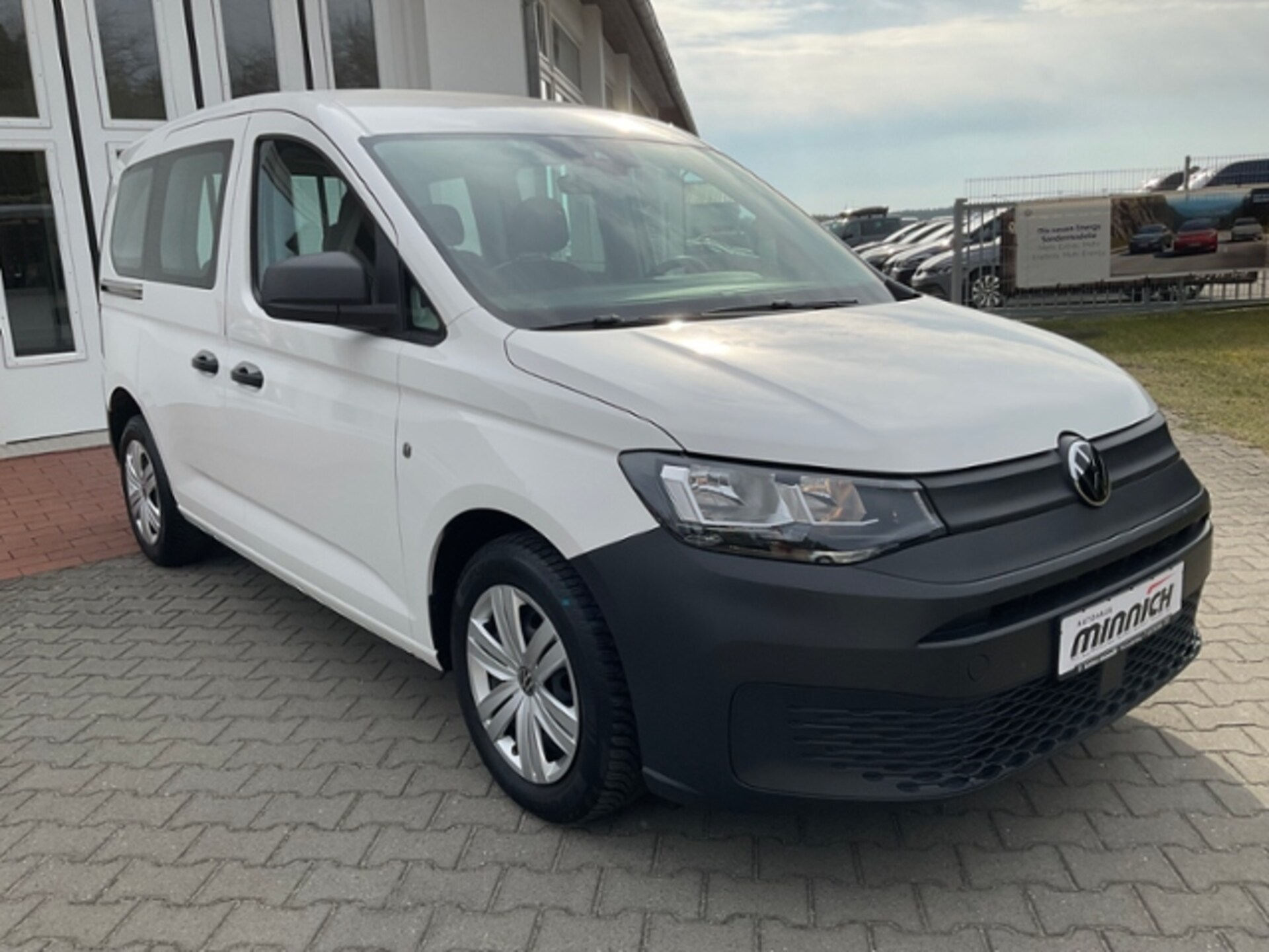 Volkswagen Caddy Kombi Basis-Modell