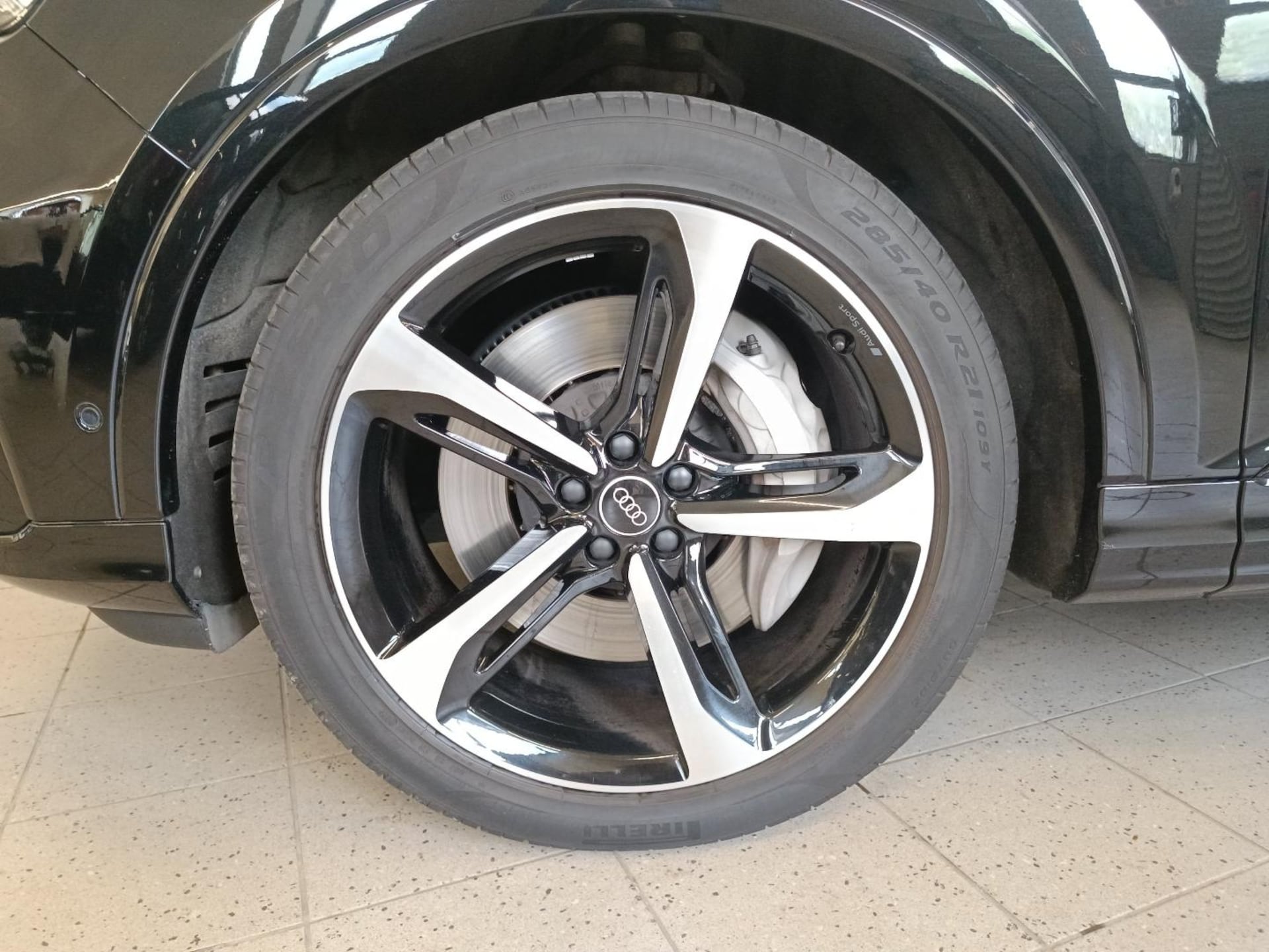 Audi Q7 SUV TFSI e S line