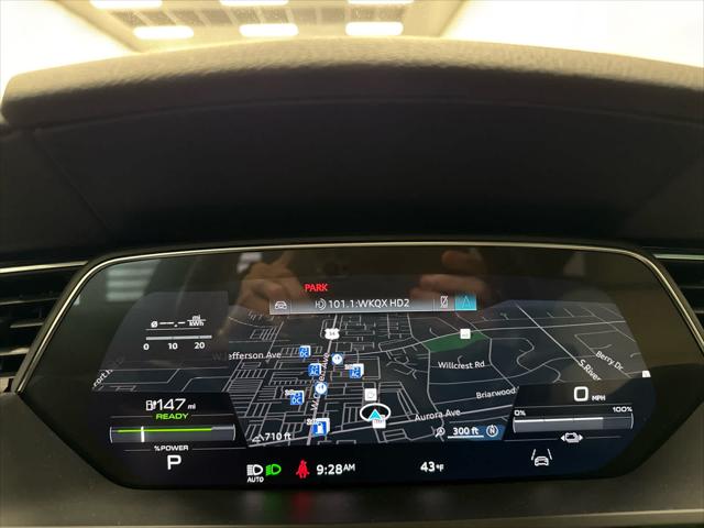 2024 AUDI Q8 - Image 17