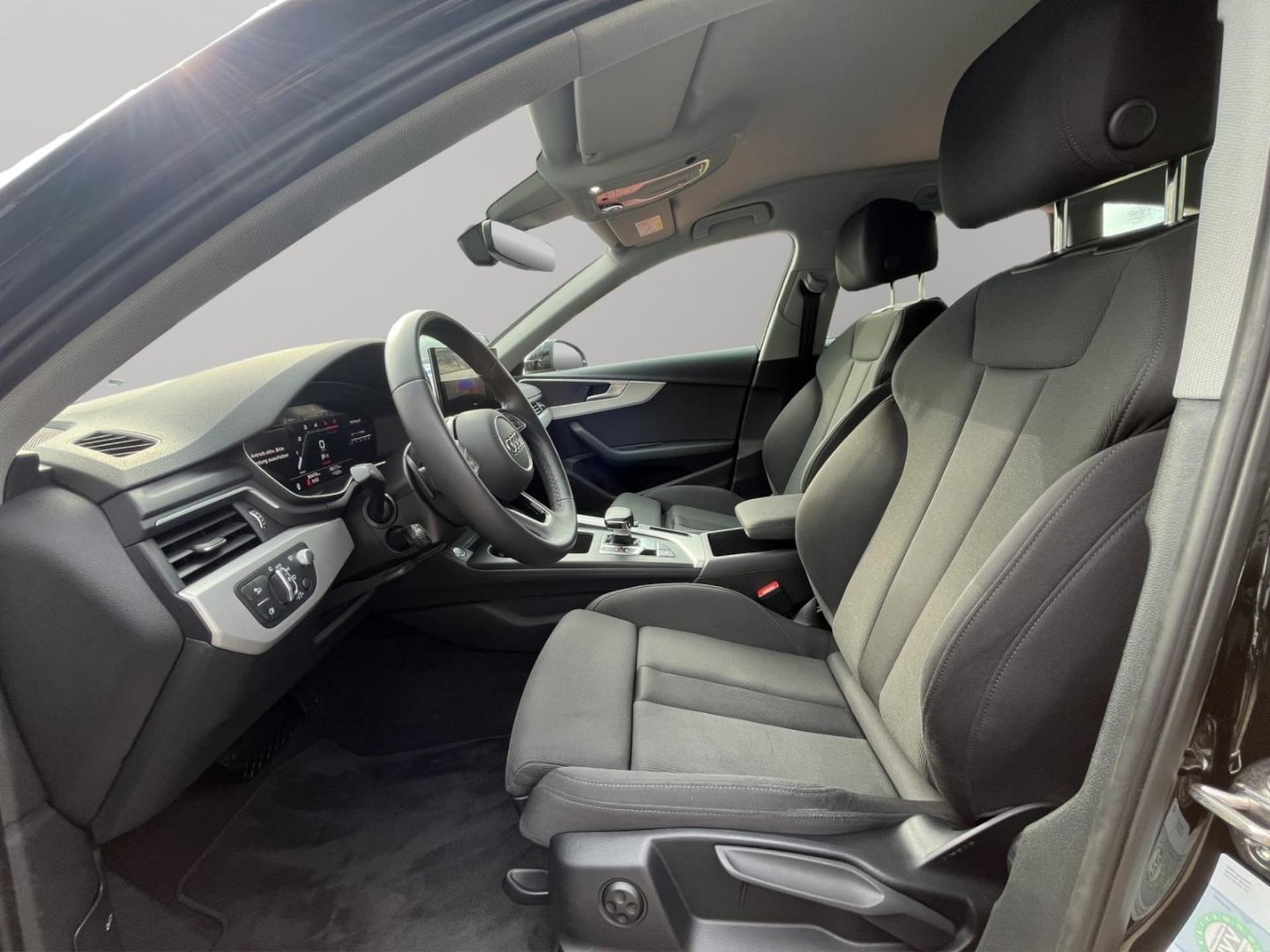 Audi A4 Avant S line