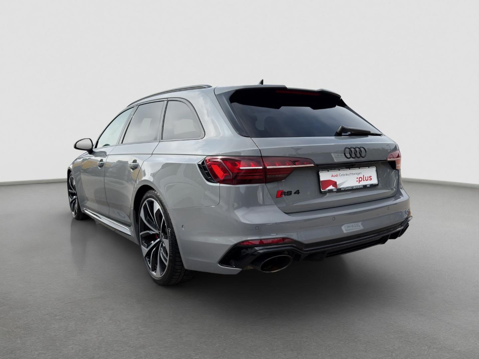 Audi RS 4 Avant