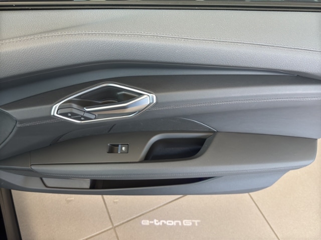 Image about Audi e-tron GT e-tron quattro