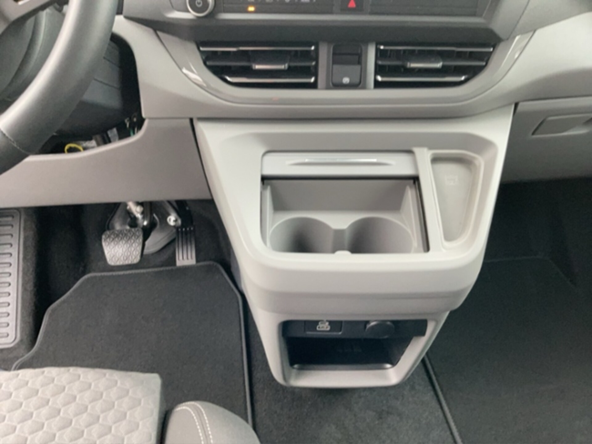 Volkswagen Caravelle Edition