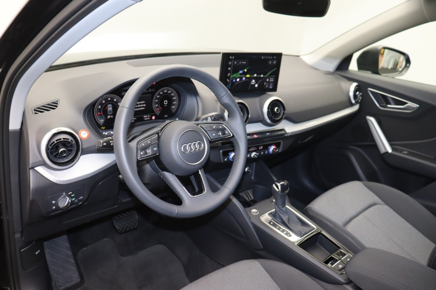 Bild über Audi Q2 S line 35 TFSI 110(150) kW(PS) S tronic - für weitere Informationen kontaktieren Sie den Audi Partner