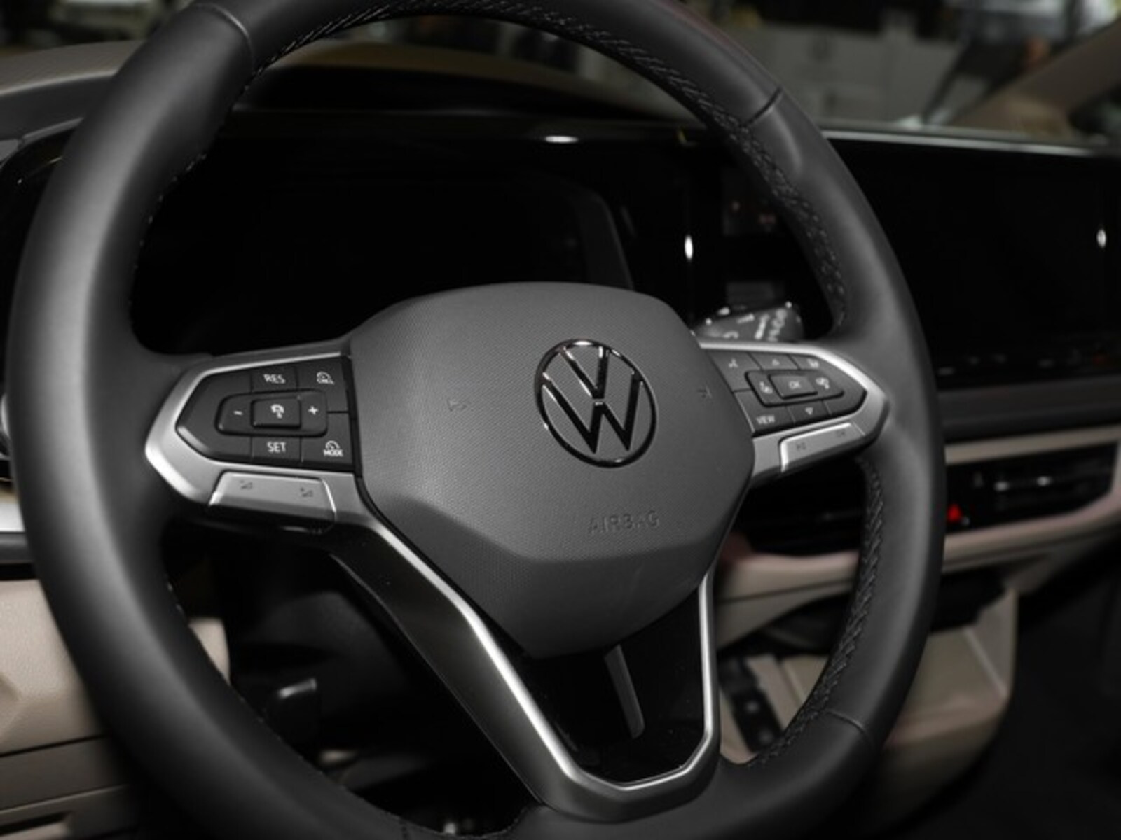 Volkswagen Multivan Langversion – Bild 14