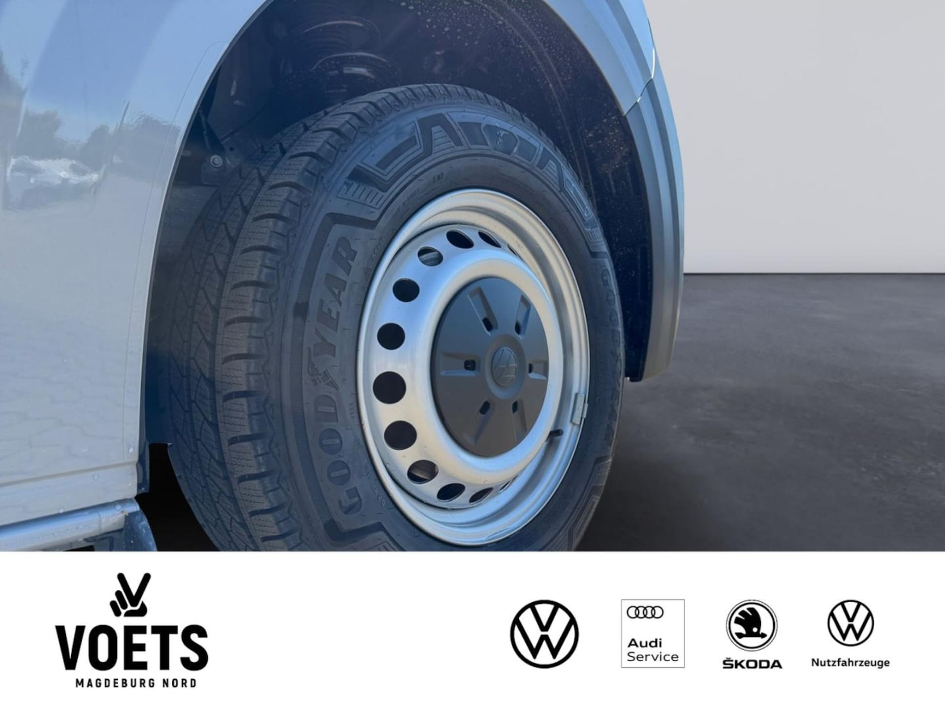 Volkswagen Transporter Kasten langer Radstand