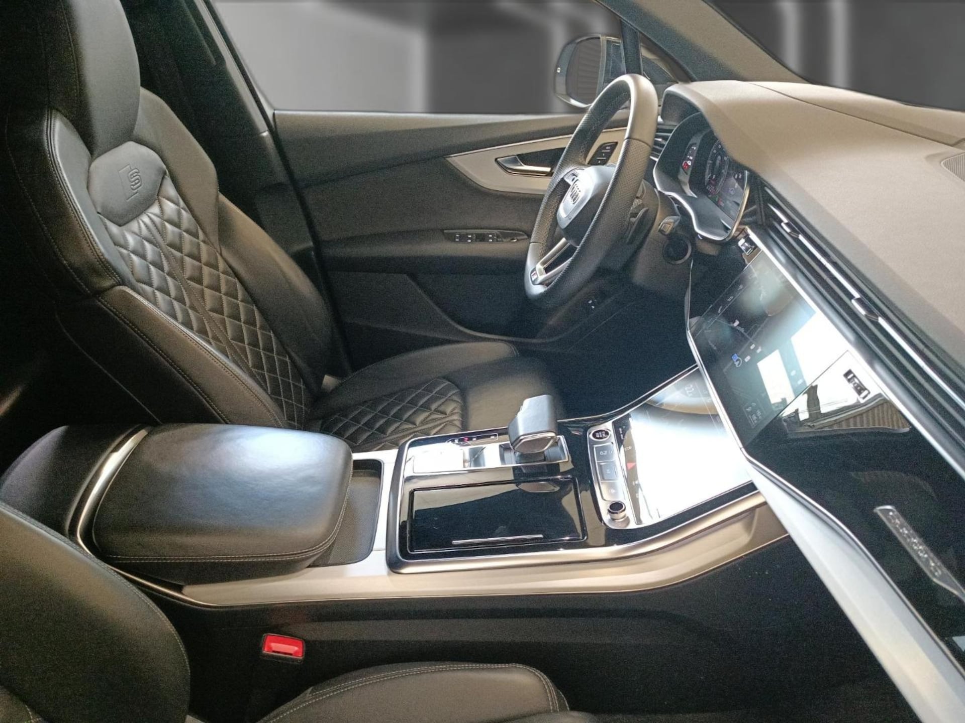 Audi Q7 SUV TFSI e S line