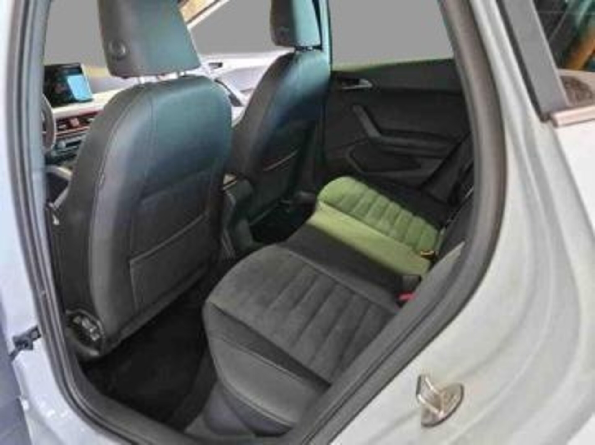 SEAT Arona FR