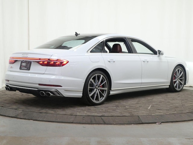 2025 Audi S8 Base - Photo 6