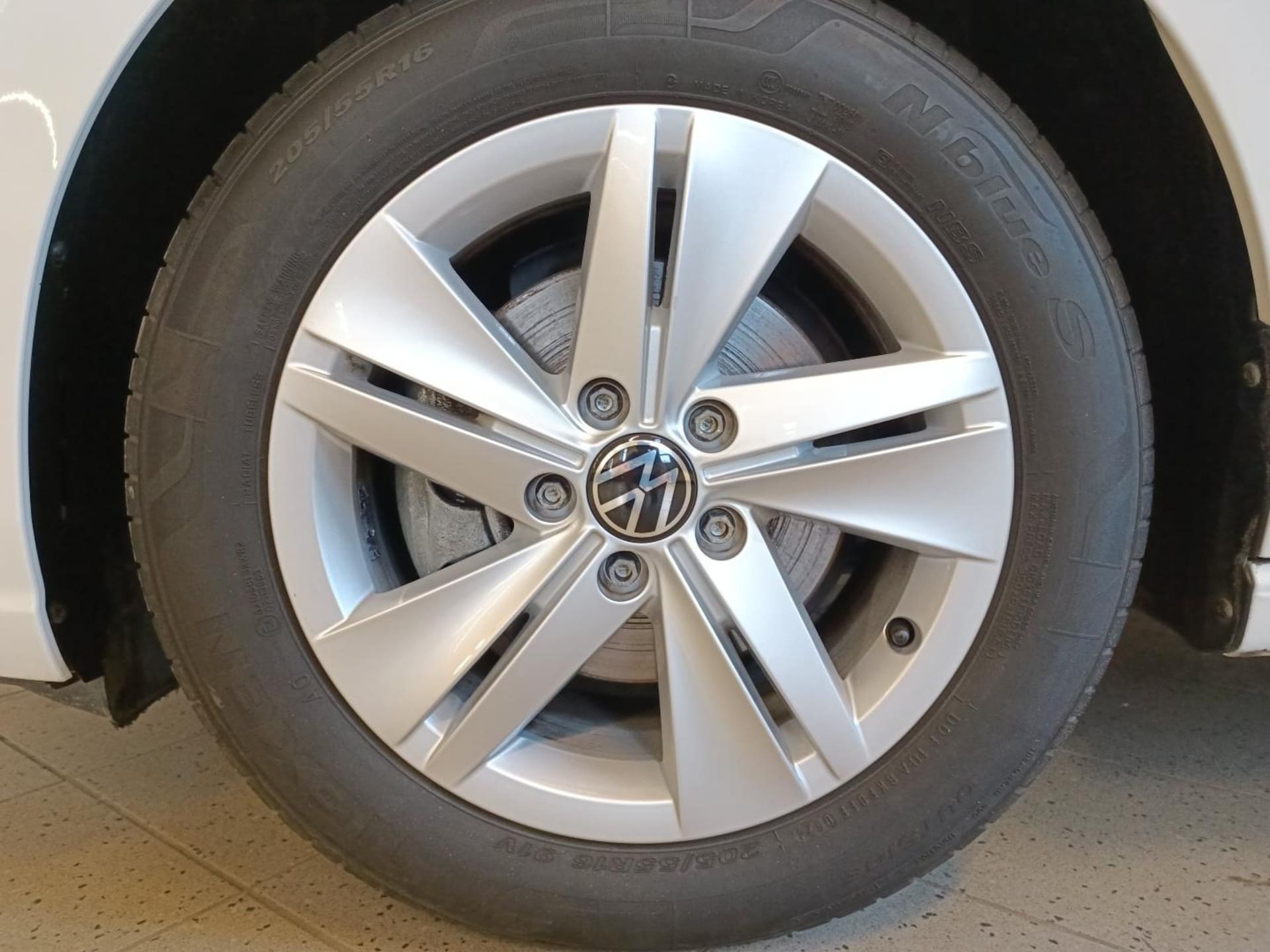 Volkswagen Golf Variant Life