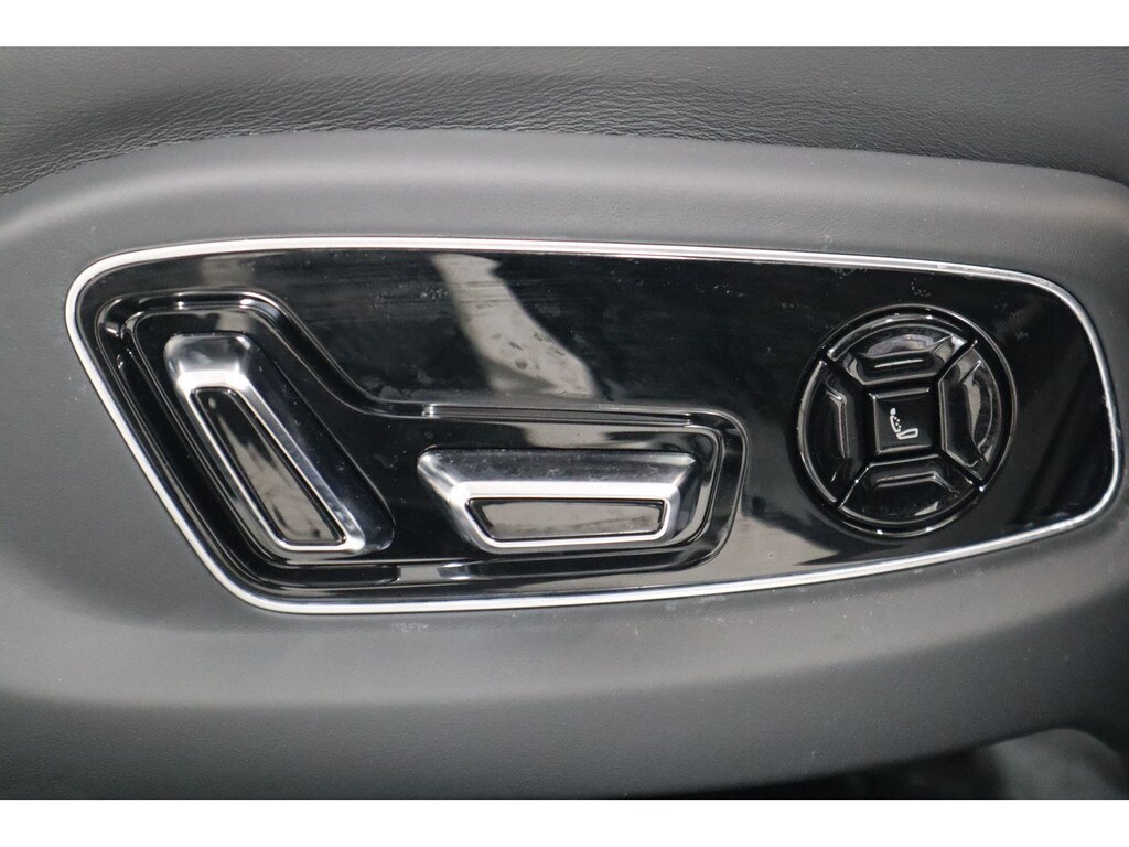 Image about Audi S8 TFSI quattro tiptronic