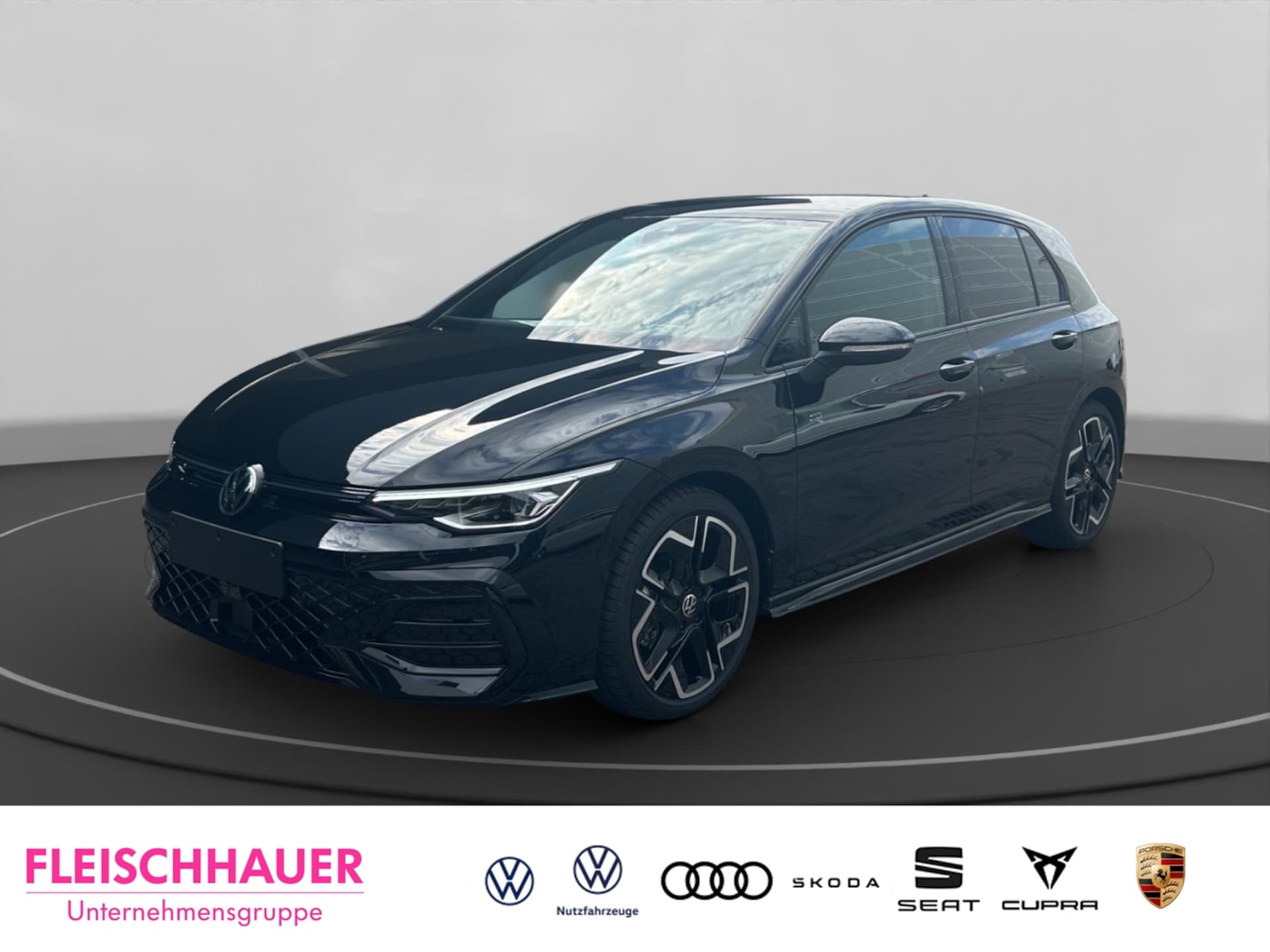 Volkswagen Golf R-Line