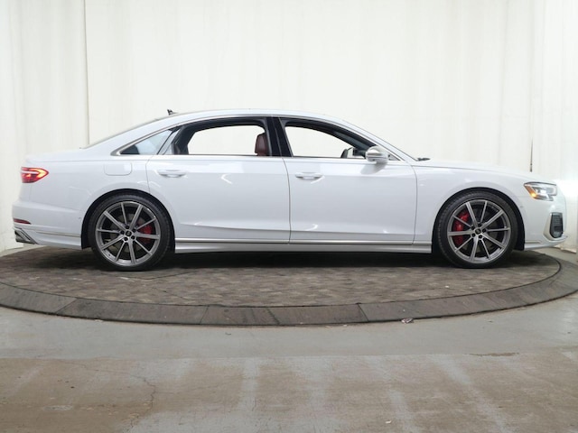 2025 Audi S8 Base - Photo 7
