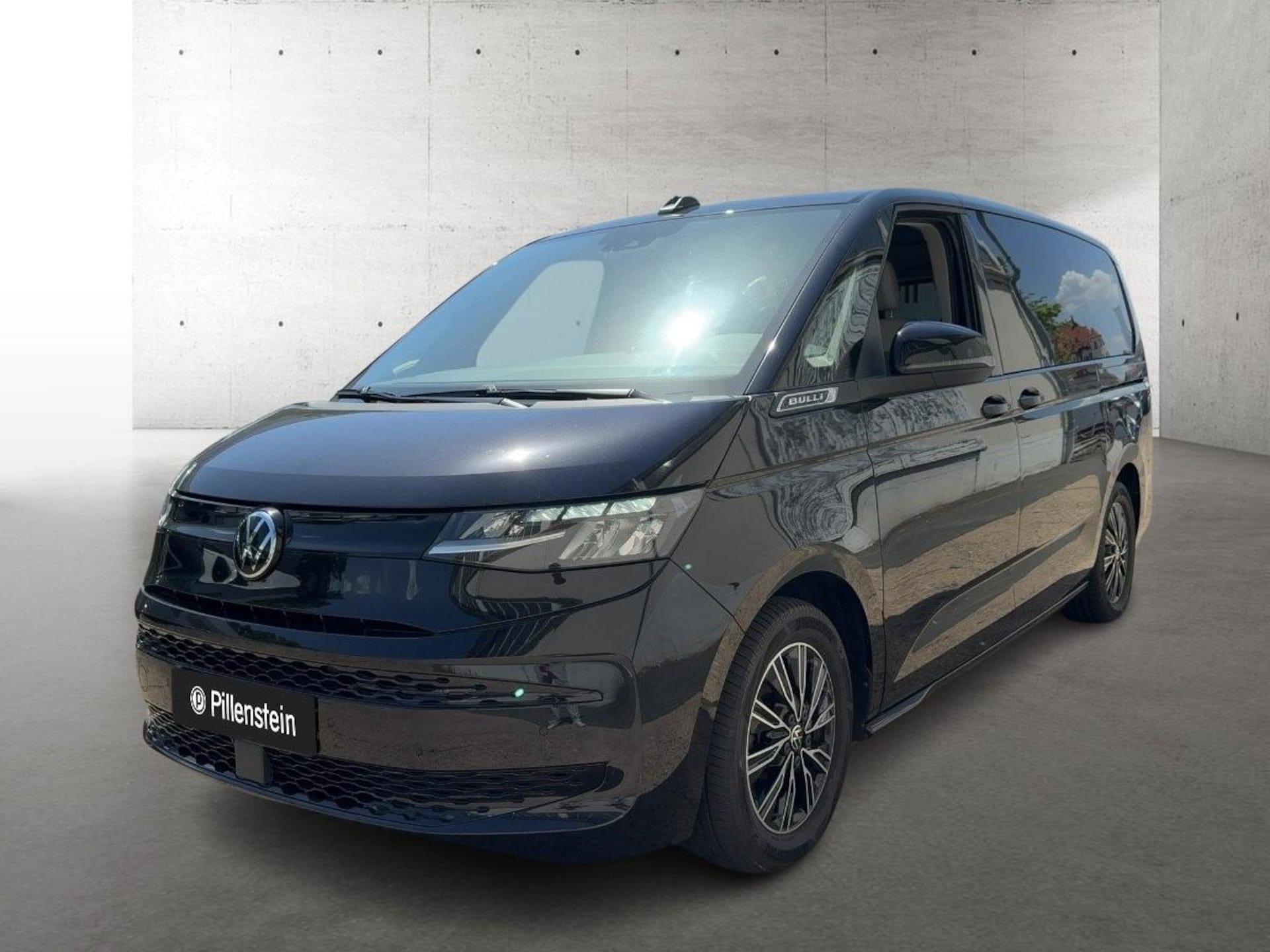 Volkswagen Multivan Langversion Basis-Modell